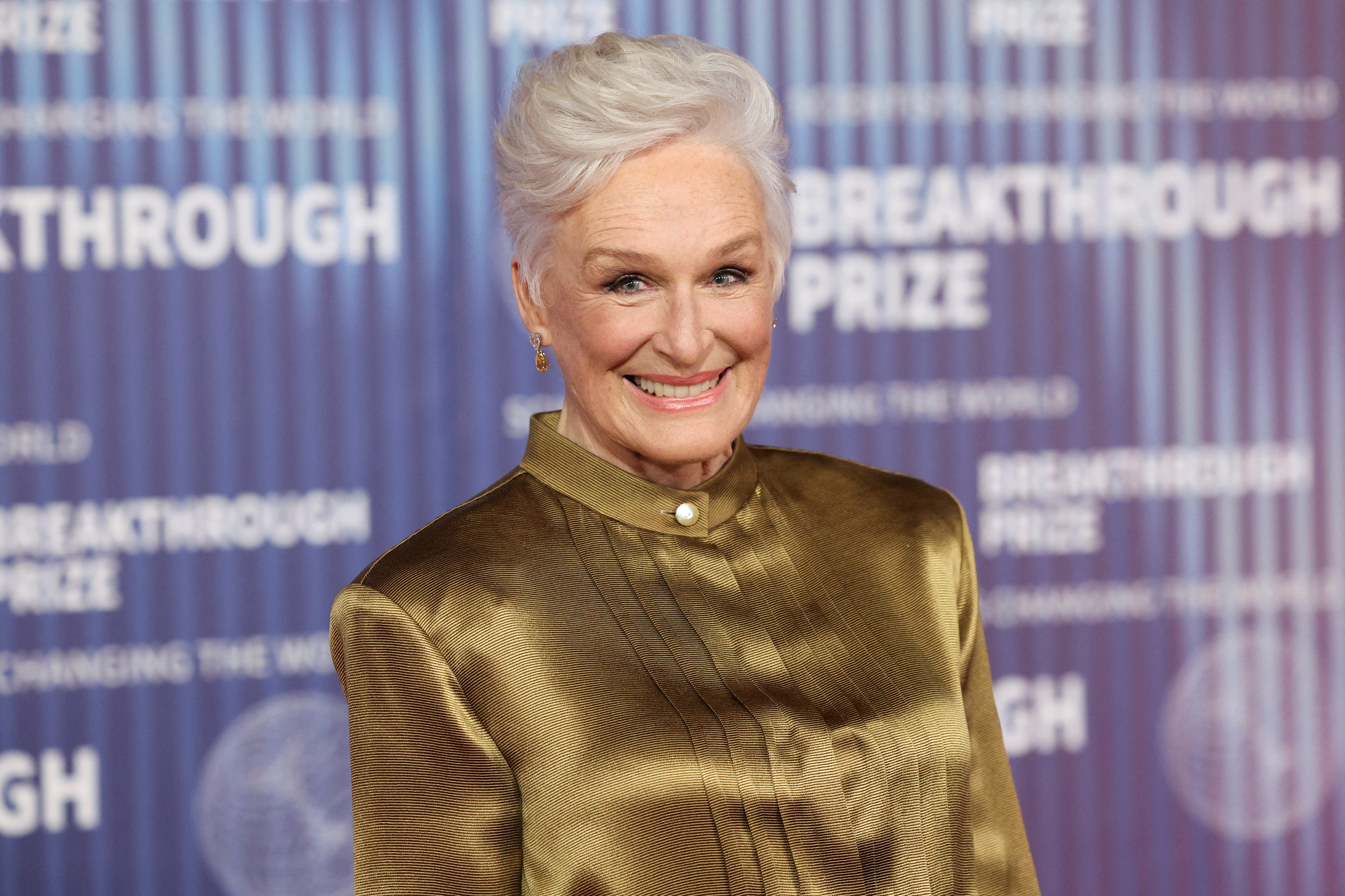 'Hillbilly Elegy' actress Glenn Close seemingly hits back at Vance's 'childless cat lady' line