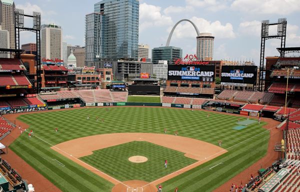 Cardinals game postponed due to severe weather expected in St. Louis area