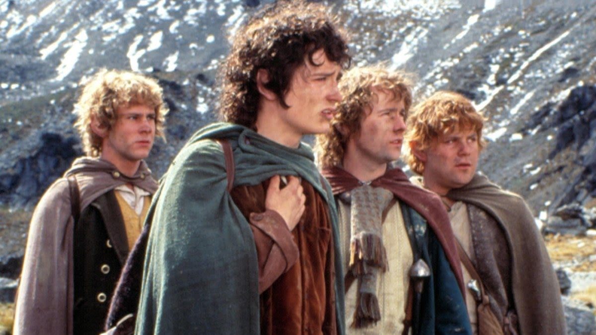 The Lord of the Rings Hobbits (and Legolas) Reunite in Wholesome Night Out Photos