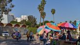 Los Angeles street vendors no longer banned from selling near popular tourist locations