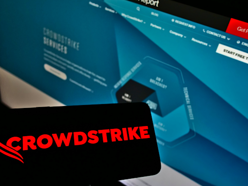 CrowdStrike Technical Analysis: CRWD Stock's 40% Tumble Reveals Entry Point
