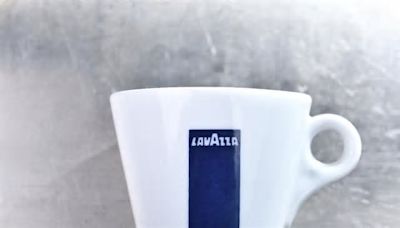 Lavazza compra le macchinette del caffè: Opa su Ivs