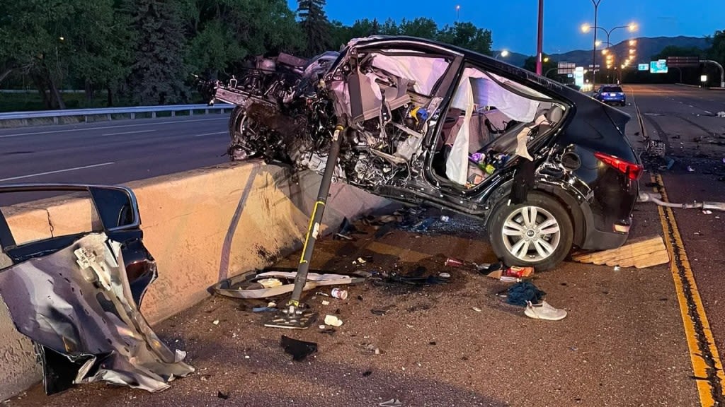 Northbound I-25 reopens after closing for crash in Colorado Springs