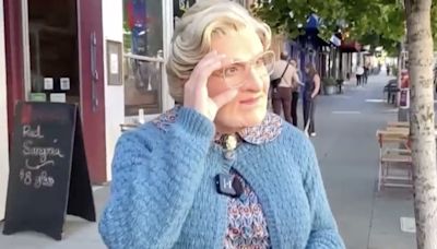 Video: MRS. DOUBTFIRE Hits the Streets of San Francisco Ahead of Bay Area Run