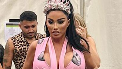 Katie Price puts on busty display at Mighty Hoopla