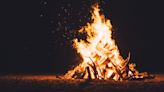 How to Use Math to Build the Perfect Bonfire