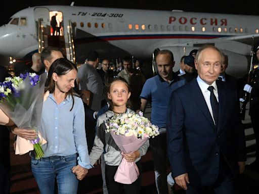 Putin greeted children of freed sleeper agents in Spanish as they had only discovered they were Russian on the flight to Moscow, Kremlin says