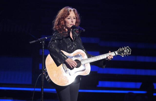 Worth the wait: Bonnie Raitt shines in rescheduled Pittsburgh concert