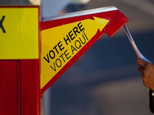 Candidates line up to run for office in Yakima as election filing opens in Washington