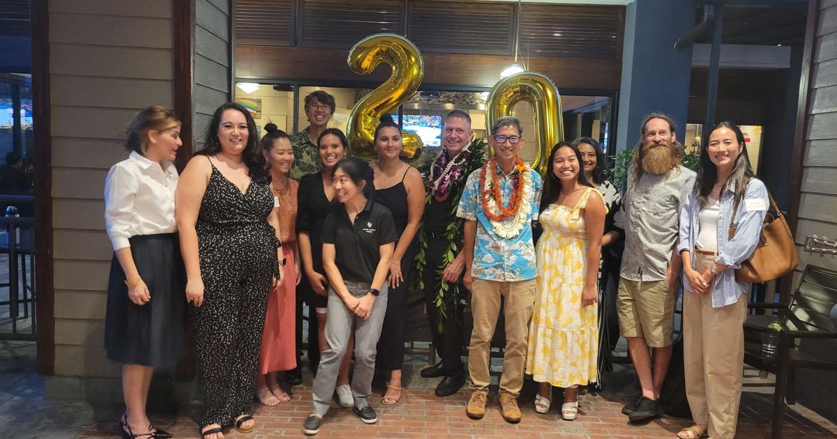 Food Gurus Celebrates 20 years in Hawaii at Olive Garden Ala Moana Center