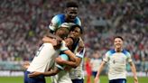 Inglaterra arrasa a Irán con una victoria aplastante 6-2, entre polémicas de la FIFA