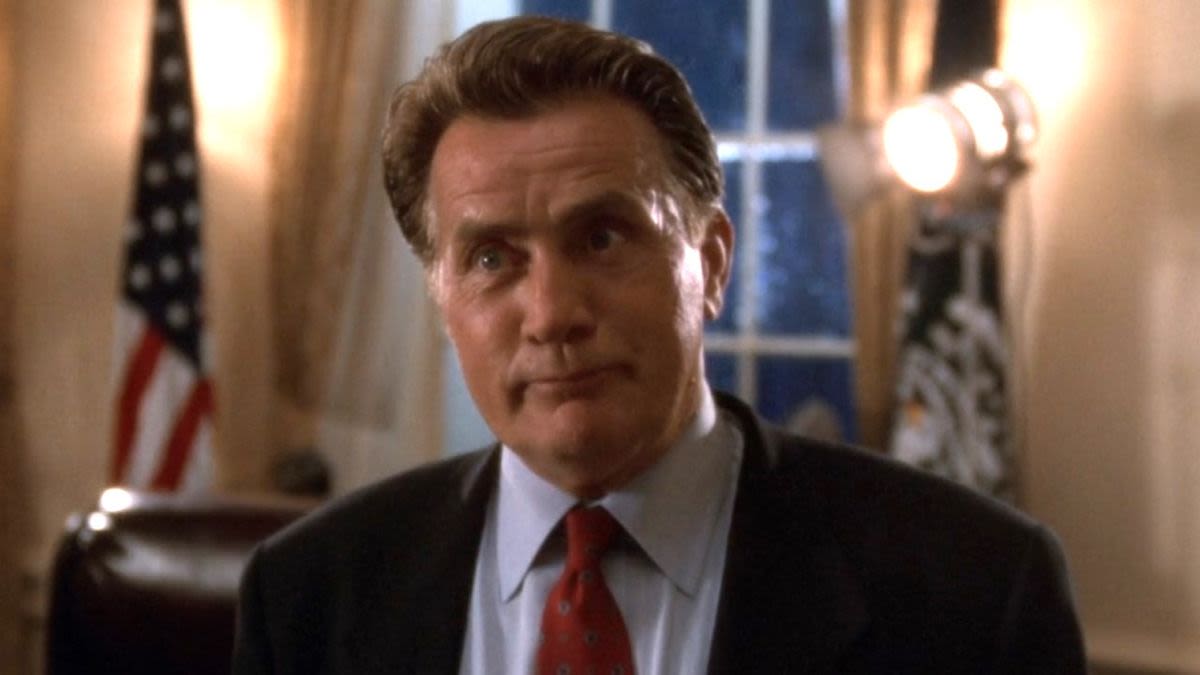 32 Cast Members From The West Wing Who Appeared In The Most Episodes