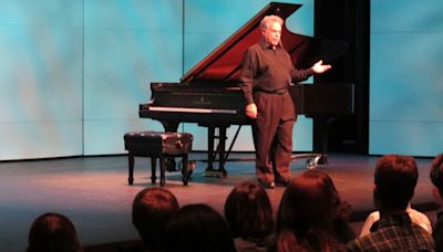 Keyboard Conversations with Jeffrey Siegel to Kick Off 40th Anniversary Season in October