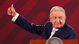 López Obrador felicita al mexicano Guillermo del Toro por su óscar