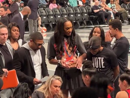 A'ja Wilson and Sydney Colson's Timeout Interaction Had Fans Cracking Up