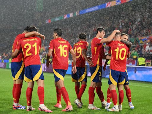 Joan Capdevila, sobre la nueva generación de la selección española: "Este equipo está demostrando que en dos años puede competir por el Mundial"