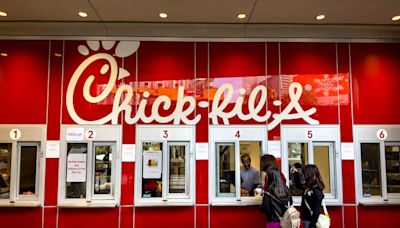 Chik-fil-A Is No Longer The Top Fast-Food Restaurant: See The Top 10 List