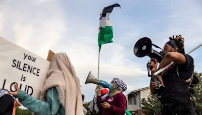 Demonstration for Palestine at CNU remains peaceful