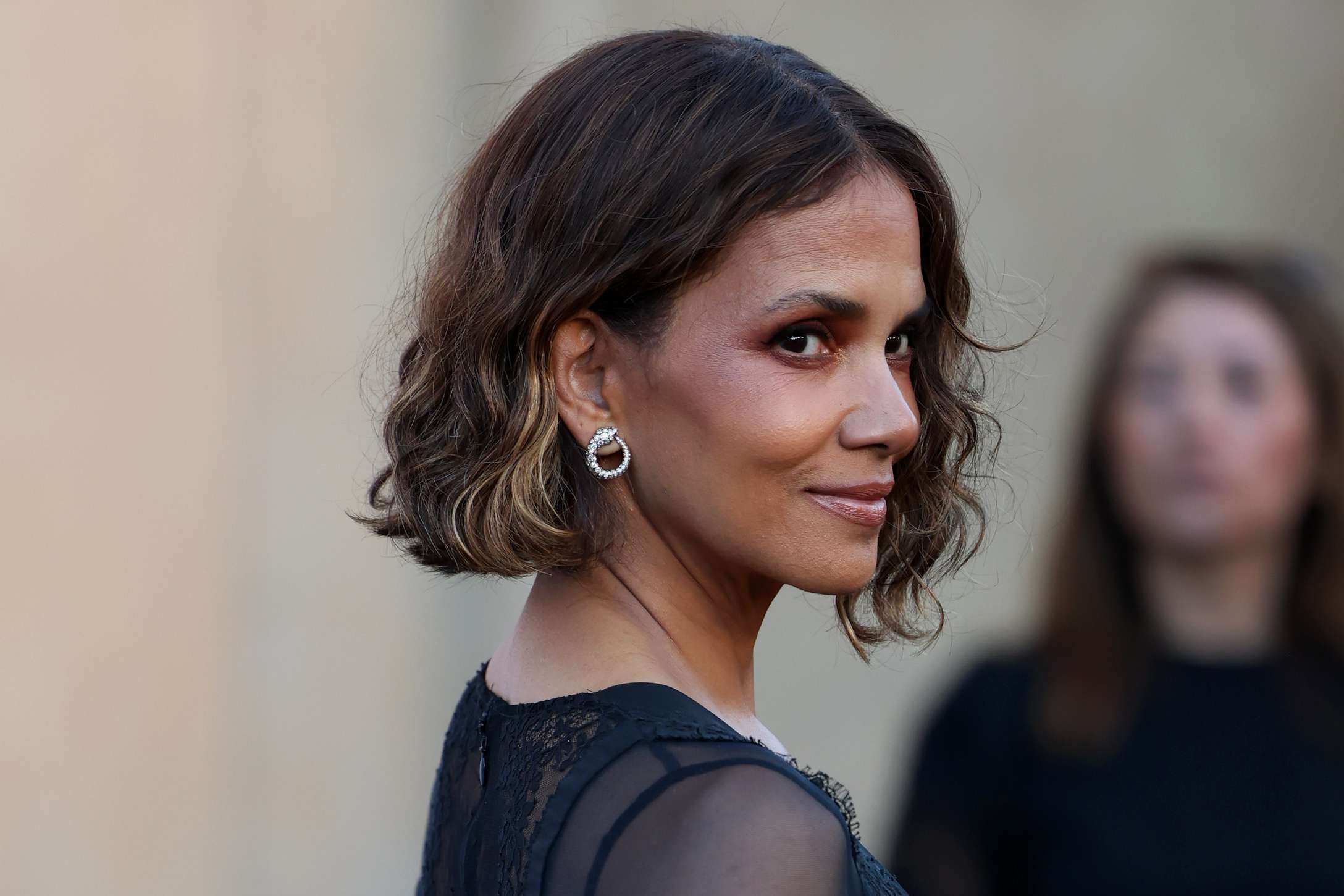 Halle Berry's Approach to Motherhood Is Refreshingly Relaxed