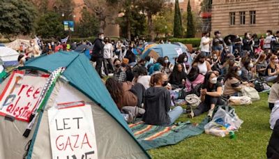Más de 200 detenidos en la Universidad de California tras irrumpir la policía en el campamento propalestino
