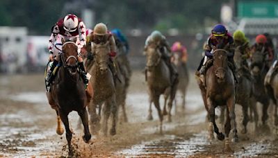 Filly Thorpedo Anna dominates soggy Kentucky Oaks