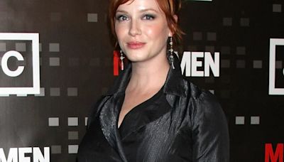 Christina Hendricks cumple años: su pasado gótico, el descontento porque solo se hable de su cuerpo y su boda reciente