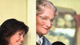 'Mrs. Doubtfire' child stars reunite 30 years later: 'Still feels like family'