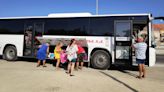 El Ayuntamiento pone en marcha el programa Súbete al autobús del verano