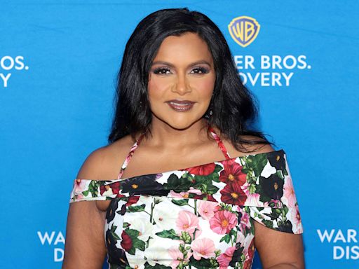 Mindy Kaling’s One-and-Done Outfit Borrowed from Jennifer Aniston’s Summer Style Playbook — Get the Look from $20