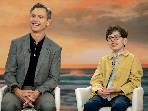 Tony Goldwyn says he’ll help get his 15-year-old 'Ezra' co-star a guest spot on ‘Law & Order’