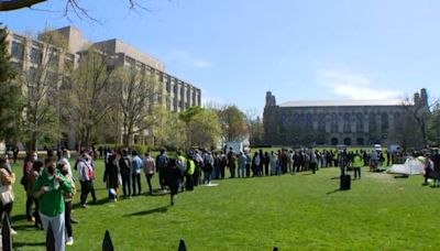 Northwestern University reaches agreement with protestors, Pritzker addresses protests