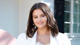 Selena Gomez Dropped the Perfect Travel-Friendly Makeup Routine