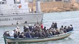 Lampedusa recibe 600 migrantes en 24 horas mientras Italia bloquea dos barcos humanitarios