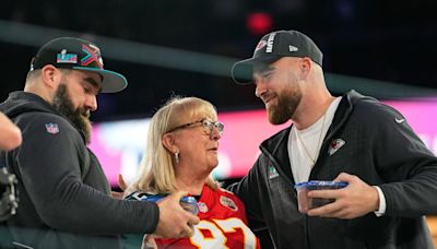 Jason and Travis Kelce's parents agreed to postpone their divorce until after their sons finished college