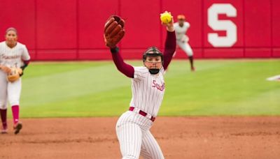 Oklahoma smacks four HRs, cruises past FSU softball in game 1 win