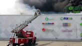 Huge fire in Khabarovsk mall, 270 people evacuated — video