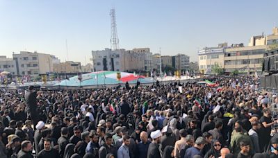 Unos 35 iraníes hacen frente a medidas legales por publicaciones sobre la muerte de Raisí