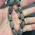 古一齋 生坑 老片麻岩石珠 橄欖型 南美 pre-Columbian  16-18mm