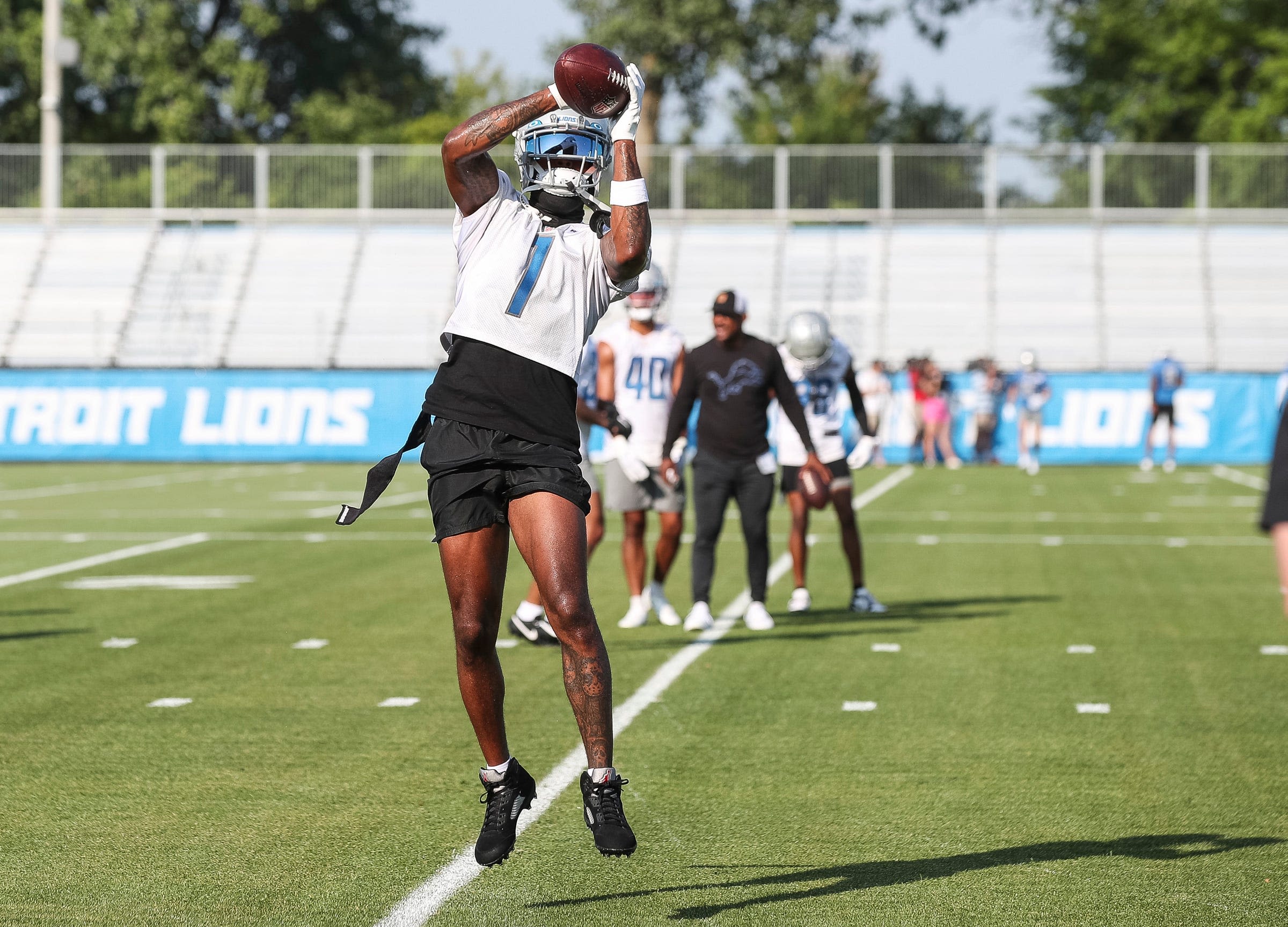 Former Detroit Lions CB Cam Sutton hit with 8-game suspension by NFL