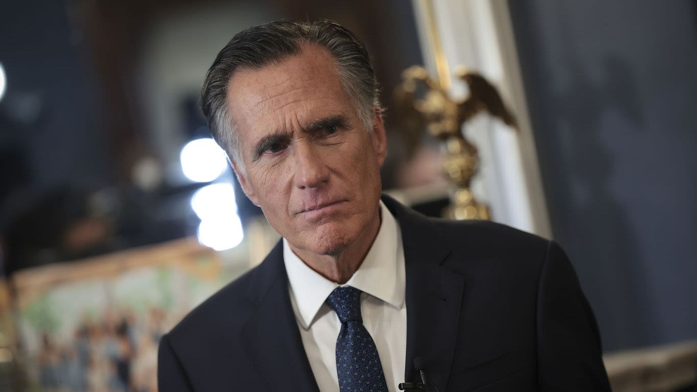 Romney on Vance in 2023 book: "It's not like you’re going to be famous and powerful"