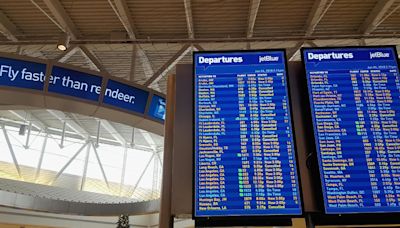 Storm could impact busiest summer travel day at NYC airports. Check your flight status.