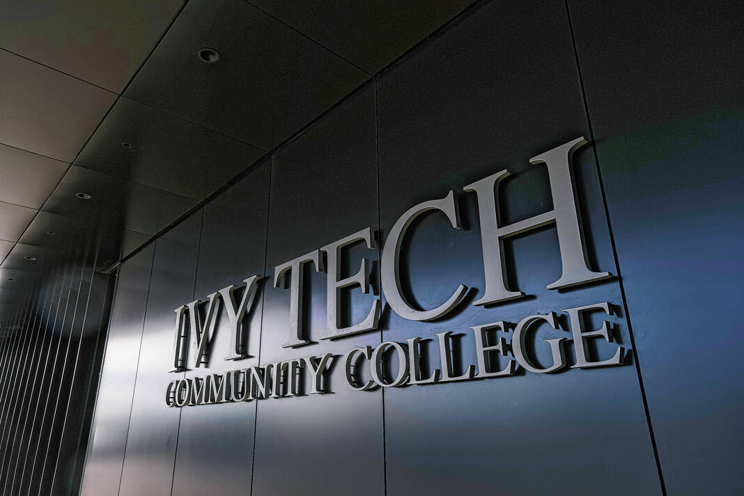 Ivy Tech Community College Columbus honors outstanding grads of 2024 - The Republic News