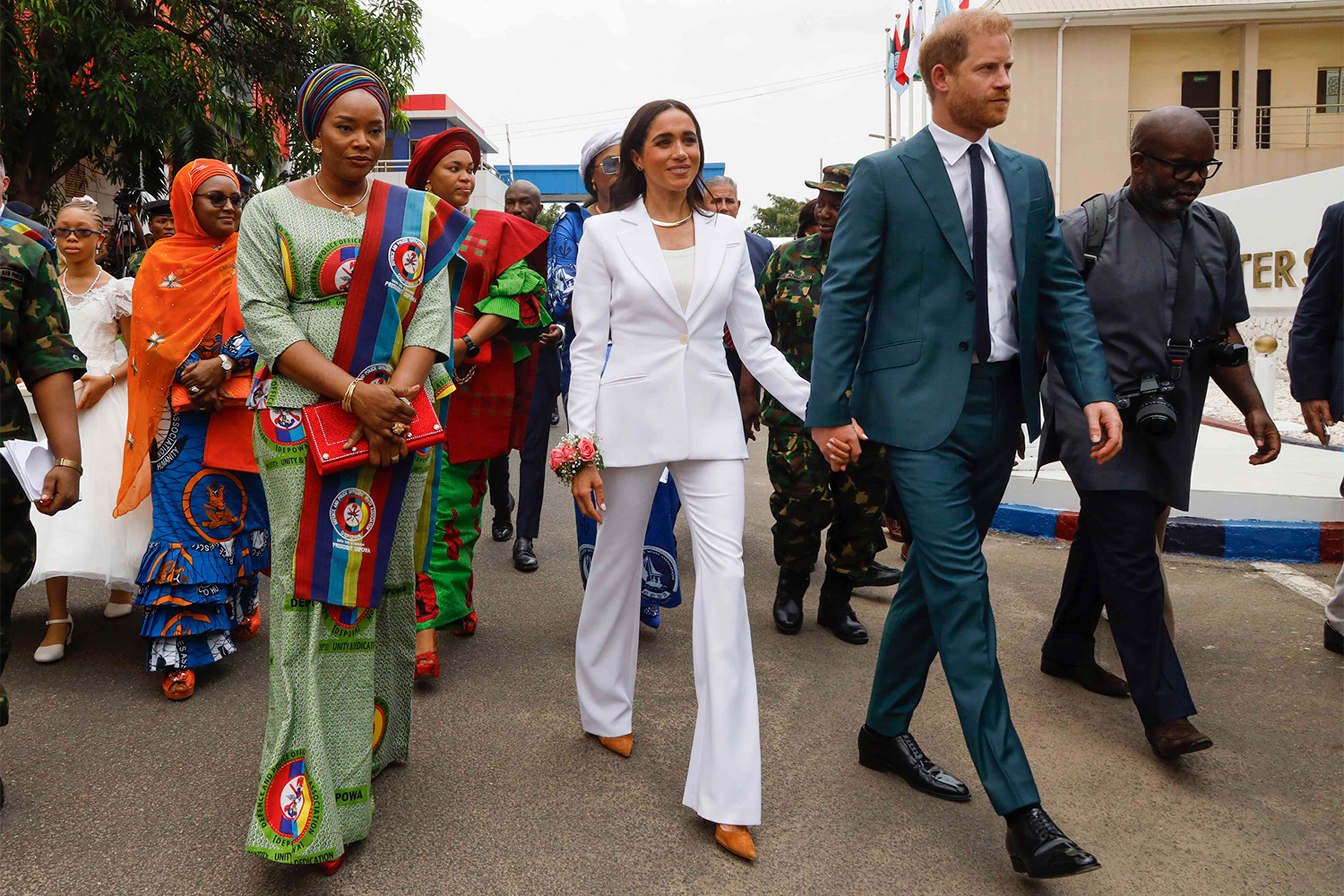 Meghan Markle’s Spring-Friendly Blazer Looks So Much Like These Under-$80 Styles We're Eyeing on Amazon