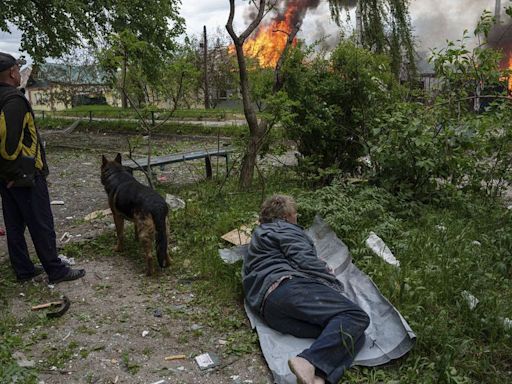 Russia bombards border city as major assault on Ukraine continues