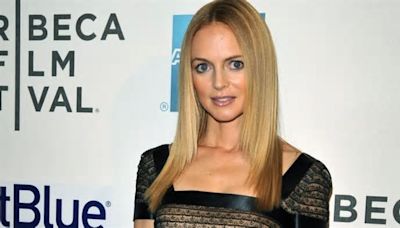 Heather Graham: In gleich drei verschiedenen Bikinis sorgt sie für paradiesische Aussichten