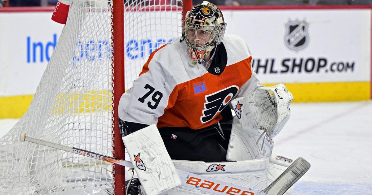 With legal status in limbo, Flyers do not extend qualifying offer to goalie Carter Hart