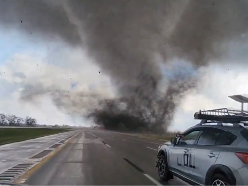 Estados Unidos, en alerta por fuertes tornados: Nebraska, el estado más afectado, con daños catastróficos