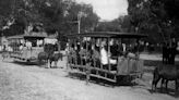 De tranvías a caballo a los "acarrea bultos": cómo se movía la antigua Santa Fe de 1895