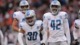 Lions cornerback carted to locker room with leg injury
