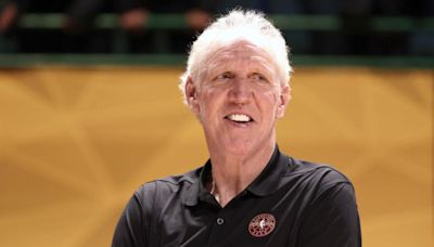 Bill Walton dies at 71: Julius Erving, Patrick Beverley, sports world reacts to Hall of Famer's passing